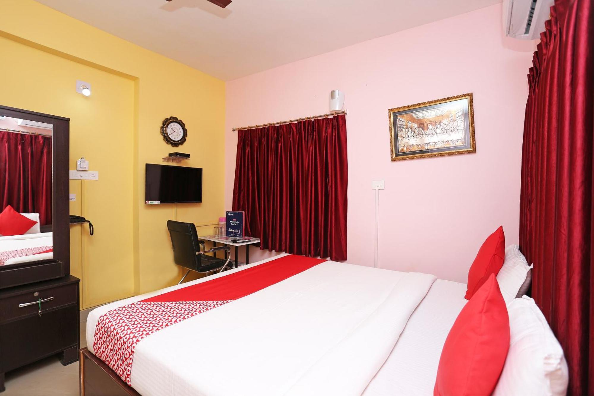 Hotel Grand Paradise Bhubaneswar Exterior photo