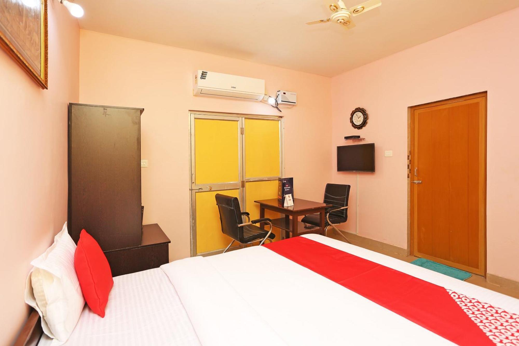Hotel Grand Paradise Bhubaneswar Exterior photo